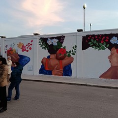 Murale "Restiamo Umani"