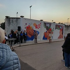 Murale "Restiamo Umani"