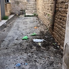 rifiuti nel centro storico