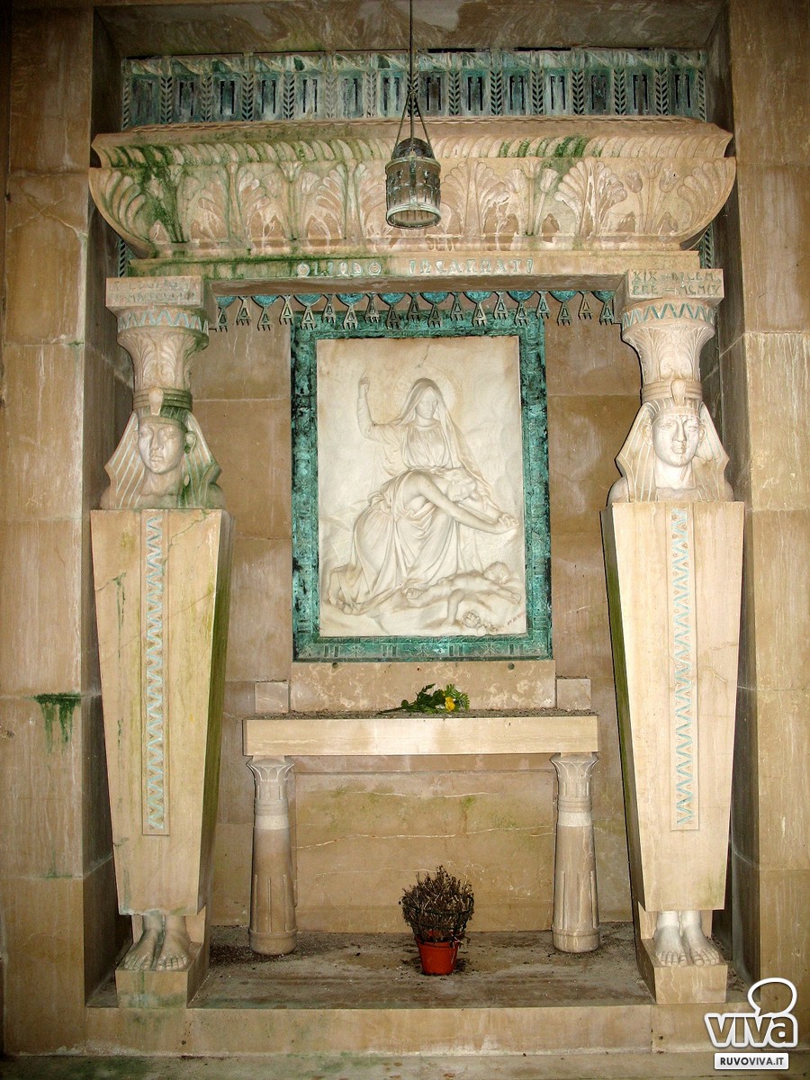 Ruvo di Puglia (BA) Cimitero Monumentale - Cappella Incarnati_ Ph. Giuseppe Caldarola