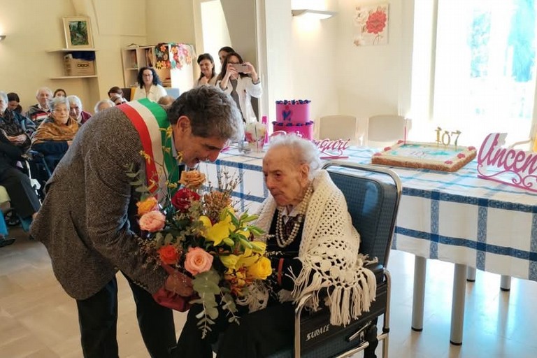 107 anni Vincenza