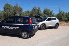 Ladri d'auto intercettati, scatta l'inseguimento: furto sventato