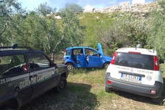 Ancora un'auto rubata ritrovata nelle campagne di Ruvo di Puglia