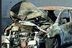 Auto rubata a turisti ritrovata bruciata nell'agro di Ruvo di Puglia