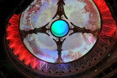 La luce risana la ferita del Petruzzelli: con il ruvese Leandro Summo rinasce la cupola di Armenise