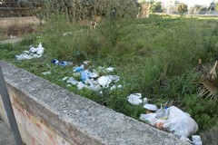 Via Giolitti, un immondezzaio a cielo aperto