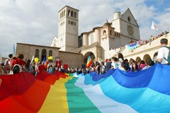 In marcia per la pace, il cuore della città batte alla Perugia-Assisi