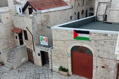 Il PD di Ruvo di Puglia espone la bandiera palestinese: un gesto di solidarietà e coscienza civile