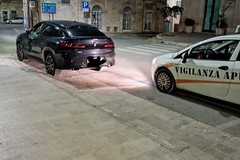 Ladri in fuga: sventato il furto di un'auto in piazza Cavallotti a Ruvo di Puglia
