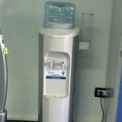 Ospedale, per i pazienti neanche un bicchiere d'acqua