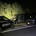 Intercettano un'auto rubata sulla Ruvo di Puglia-Molfetta, ladri in fuga