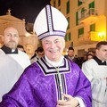 Il vescovo incontra parrocchie e famiglie