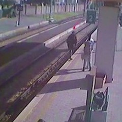 Aggressione in stazione: la donna voleva rivedere i figli