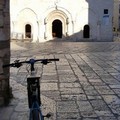 Un paese in bicicletta, passeggiata domenicale nel borgo di Ruvo