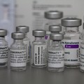 Piano vaccinale, la Puglia riprogramma le prenotazioni di luglio
