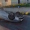 Si ribalta con l'auto a Ruvo di Puglia: perde la vita a 60 anni