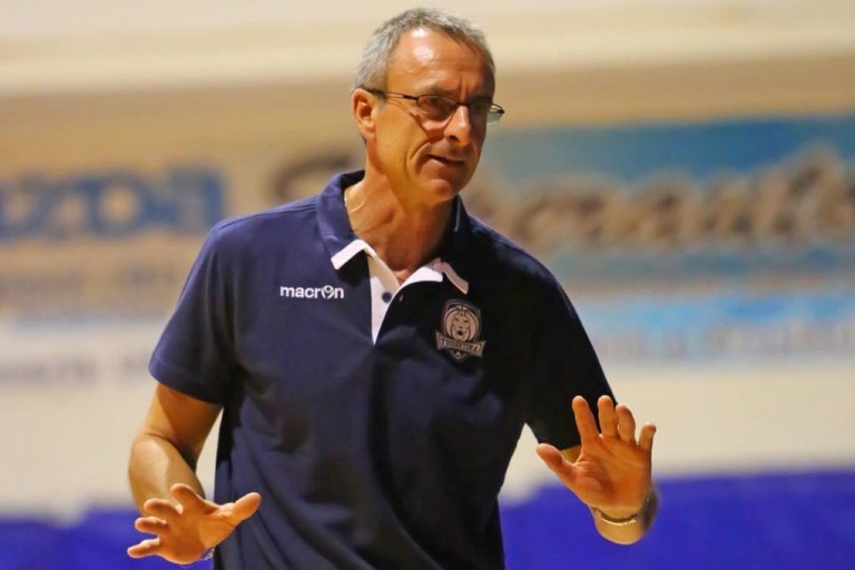 coach Giulio Cadeo