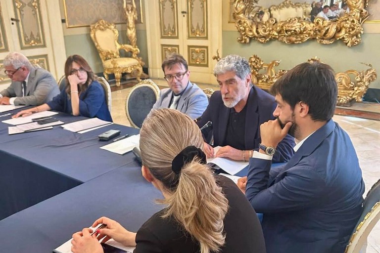 Riunione in Prefettura per crisi dell’olivicoltura