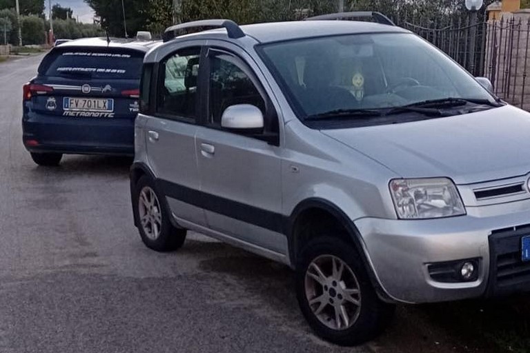 La Fiat Panda recuperata dalla Metronotte