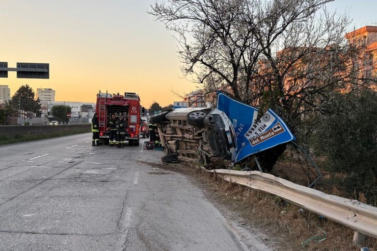 Incidente sulla ex SS98: convolto un 50enne di Ruvo di Puglia