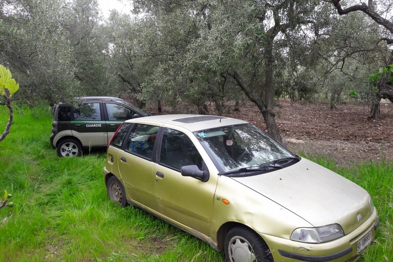 La Fiat Punto rinvenuta in località Colaianni