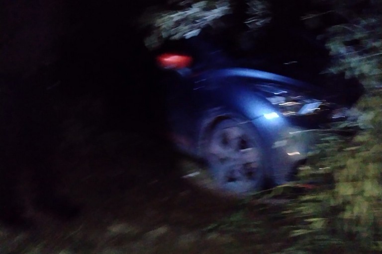 L'auto rubata recuperata dalla Vigilanza Apulia