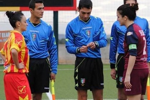 l’Apulia Trani incontra la Salento women soccer