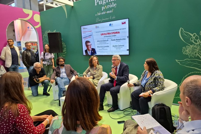 Maurizio Landini autore al Salone del Libro di Torino