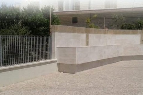 Pilone di via Santa Barbara