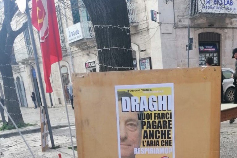 Mobilitazione in piazza Rifondazione Comunista