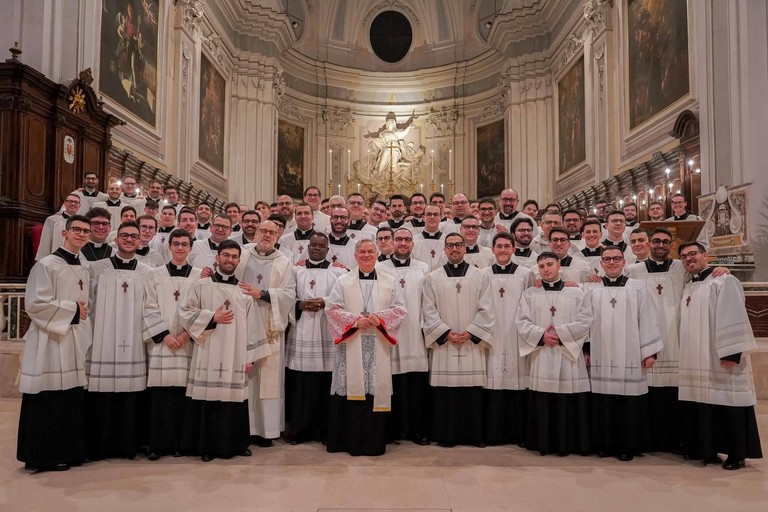 “Fate luce, non scintille”